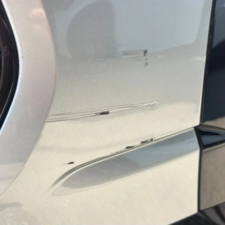 奈良県桜井市よりフォルクスワーゲンティグアンの鈑金塗装修理の...