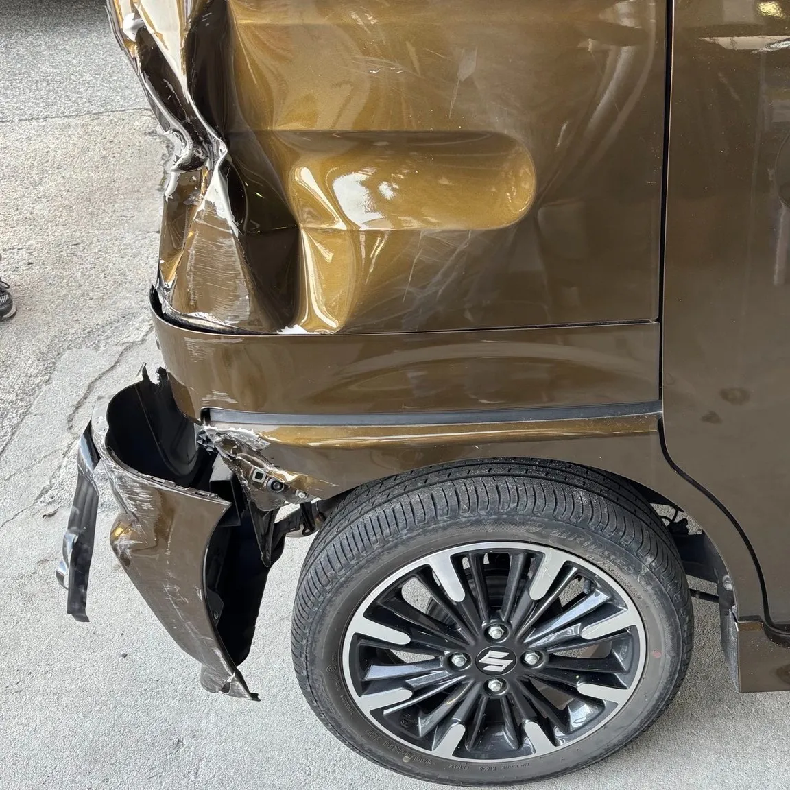 奈良県桜井市よりスペーシアカスタム板金塗装修理のご依頼