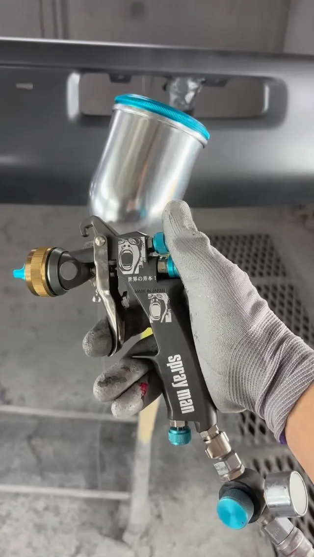 奈良県天理市よりランドクルーザー80板金塗装修理のご依頼